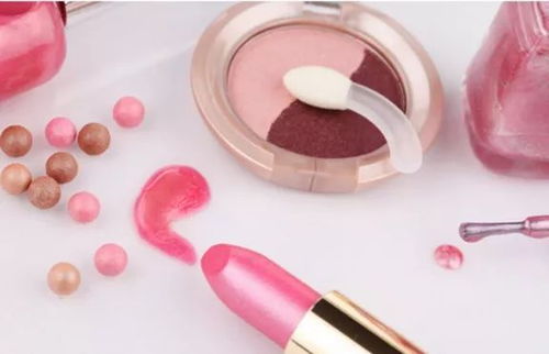 如何慧眼识珠 判断化妆品是否变质与选购要诀